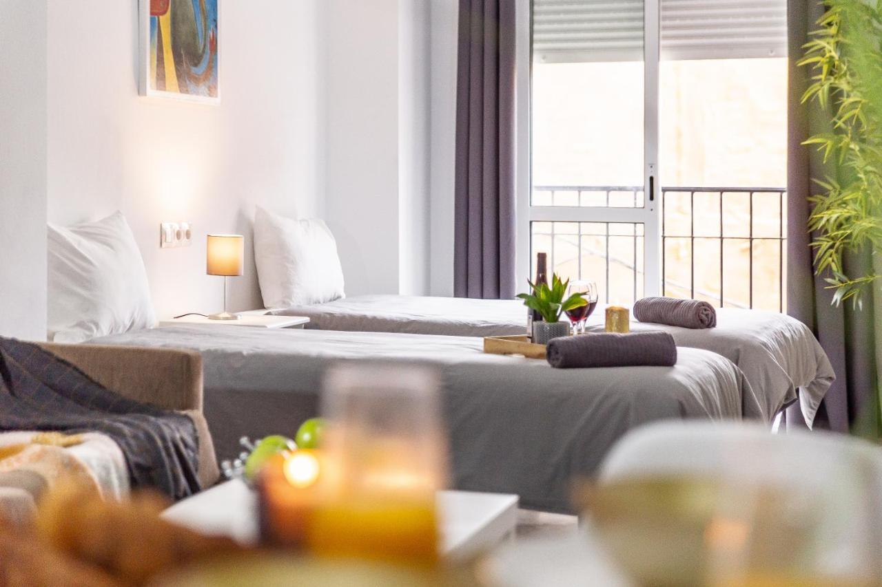 Marmoles Deluxe Apartment - Malaga Centro Ngoại thất bức ảnh